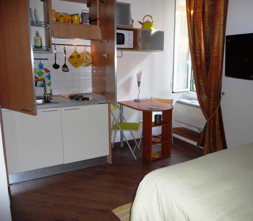 Doria Suites Рим Стая снимка
